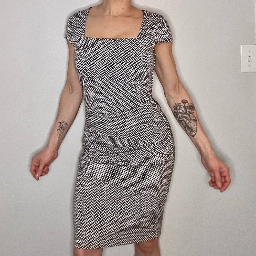 White House | Black Market Dress size 4